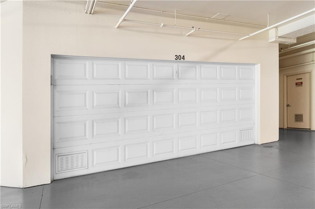 4844 Hampshire Ct # 304 Property Photo 15