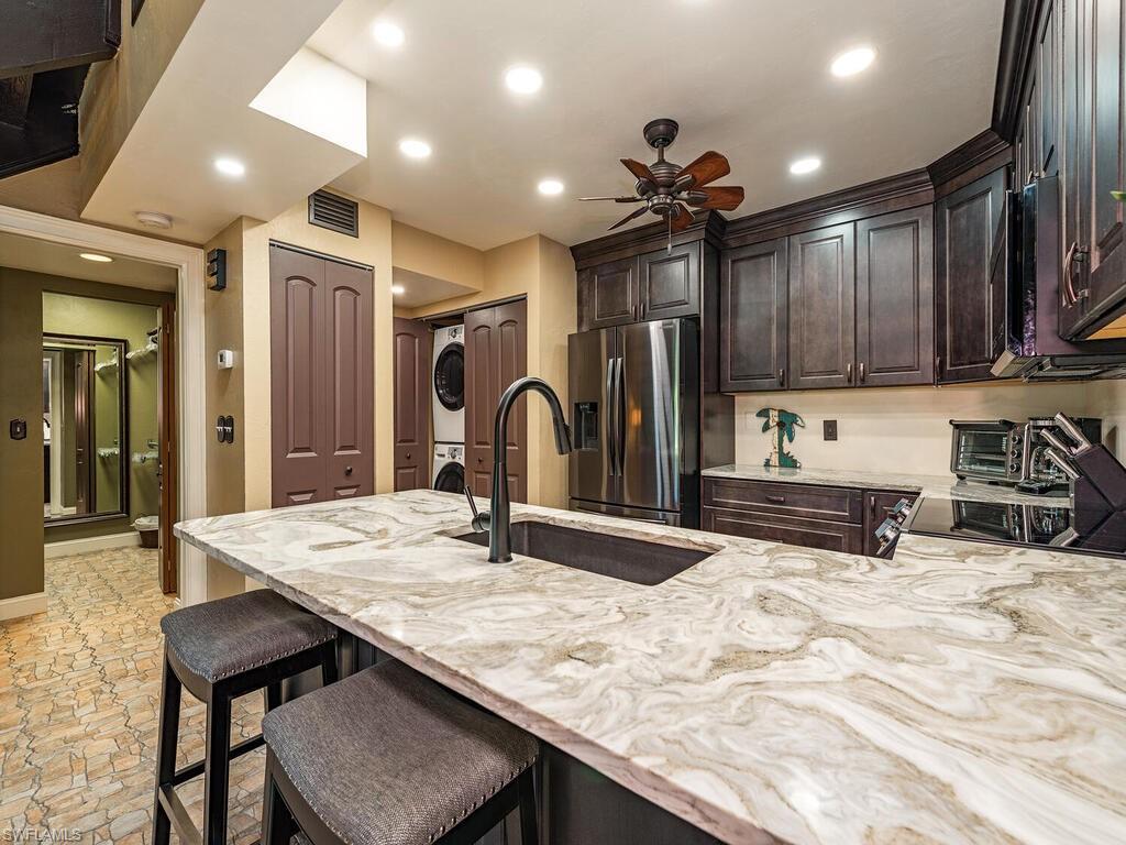 12936 Cherrydale Ct Property Photo 4