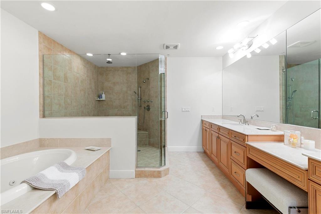 908 Panama Ct # 303 Property Photo 19
