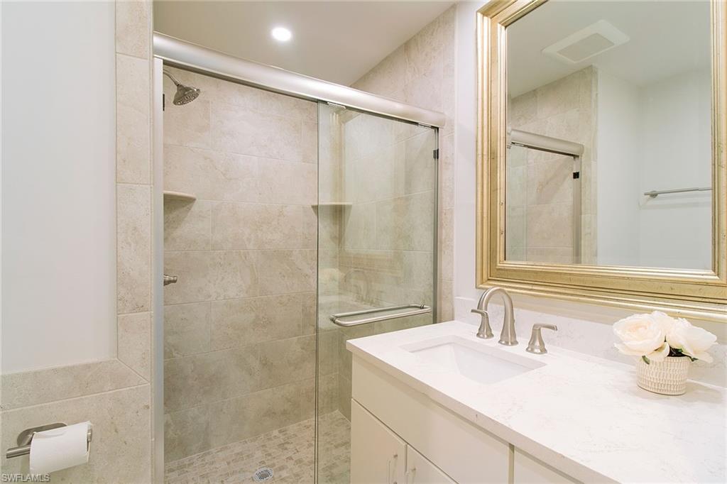 2011 Gulf Shore Blvd N # 56 Property Photo 12
