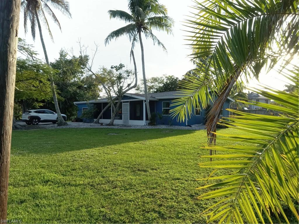 10899 Russell Rd Property Photo 2