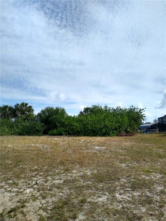 4221 Nw 20th Ter Property Photo 3
