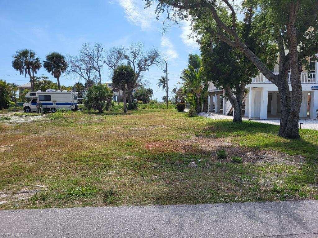 5840 Lauder St Property Photo 2