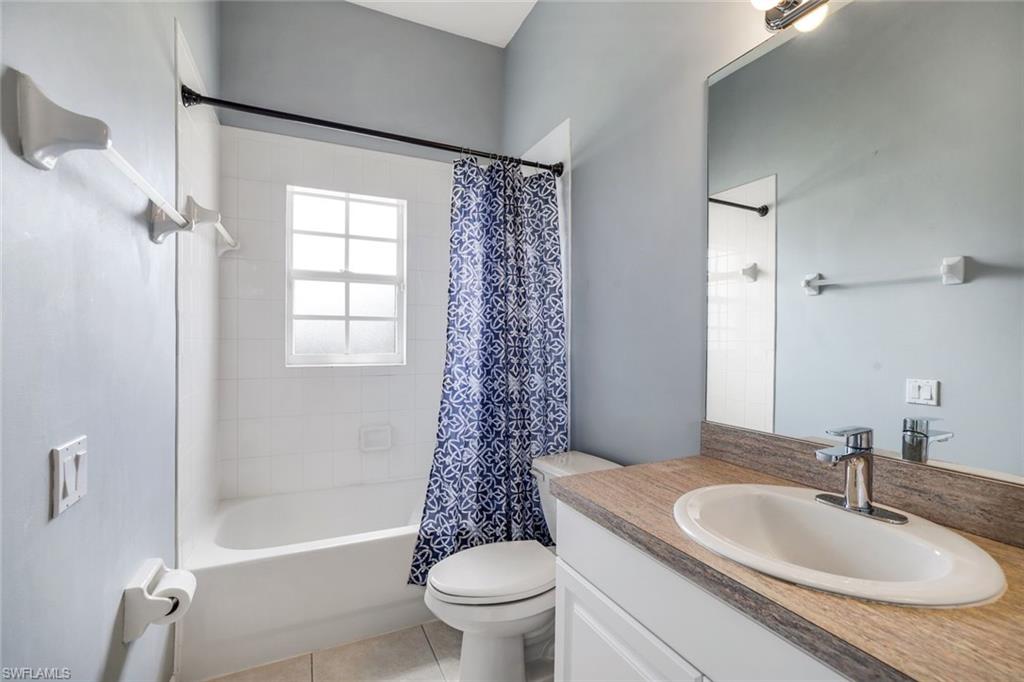 9115 Estero River Cir Property Photo 20