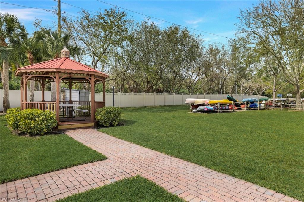 9115 Estero River Cir Property Photo 31