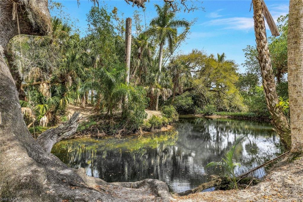 9115 Estero River Cir Property Photo 33