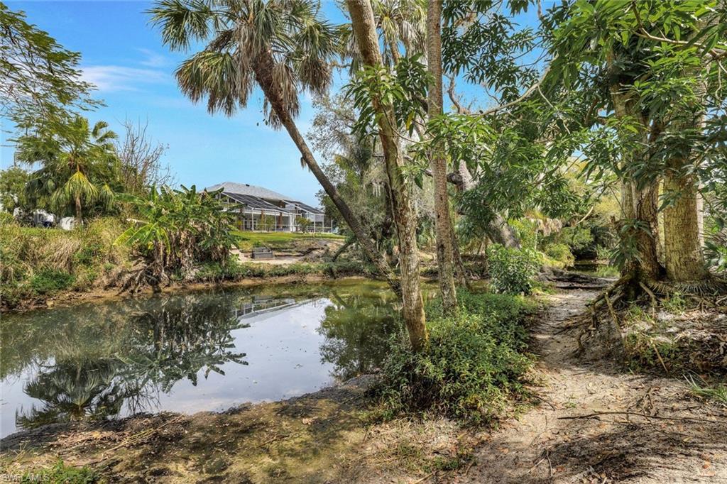 9115 Estero River Cir Property Photo 34