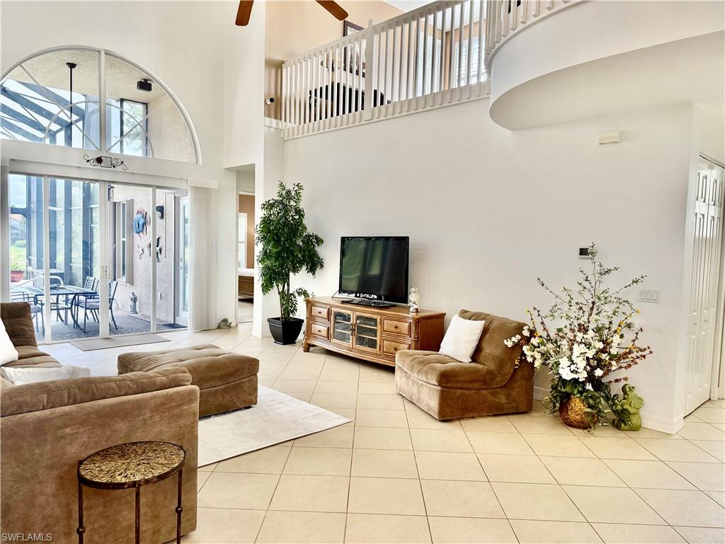 2000 Isla De Palma Cir Property Photo 4