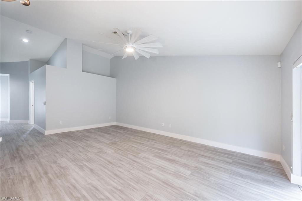 374 Dover Pl # 803 Property Photo 13