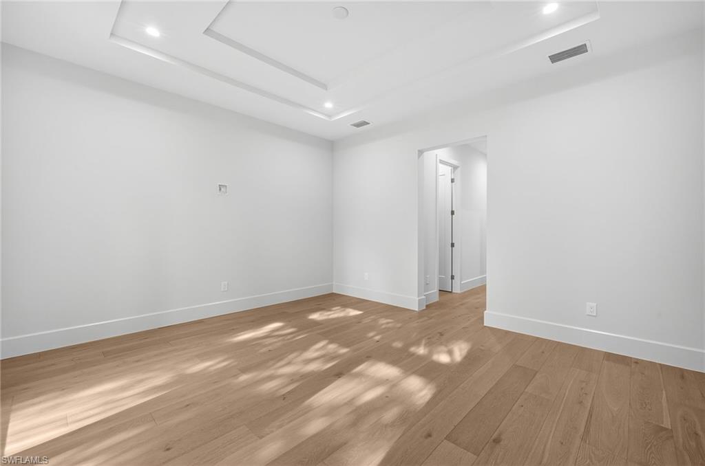 2032 Cambridge Park Dr Property Photo 14