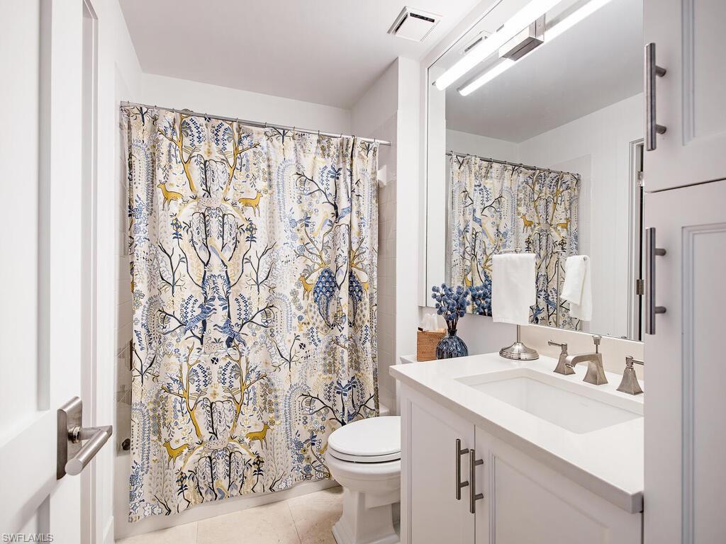 7670 Pebble Creek Cir # 202 Property Photo 9