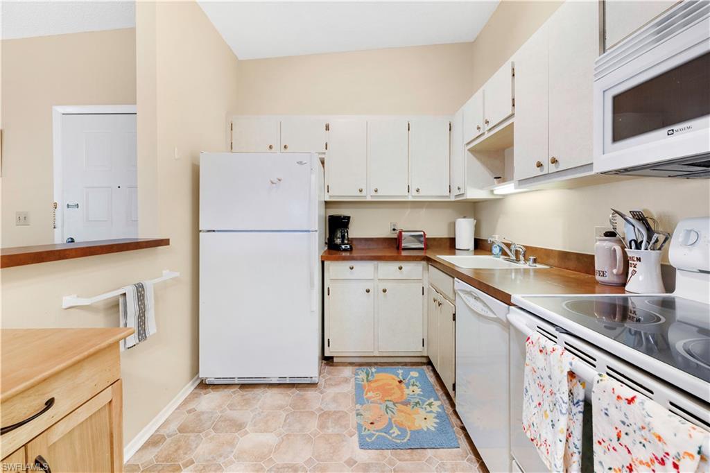 17422 Birchwood Ln # 6 Property Photo 12