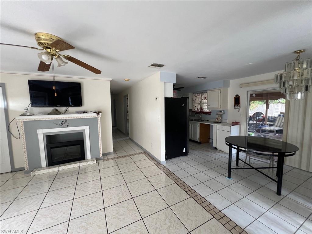 1116 Gifford Ave S Property Photo 6