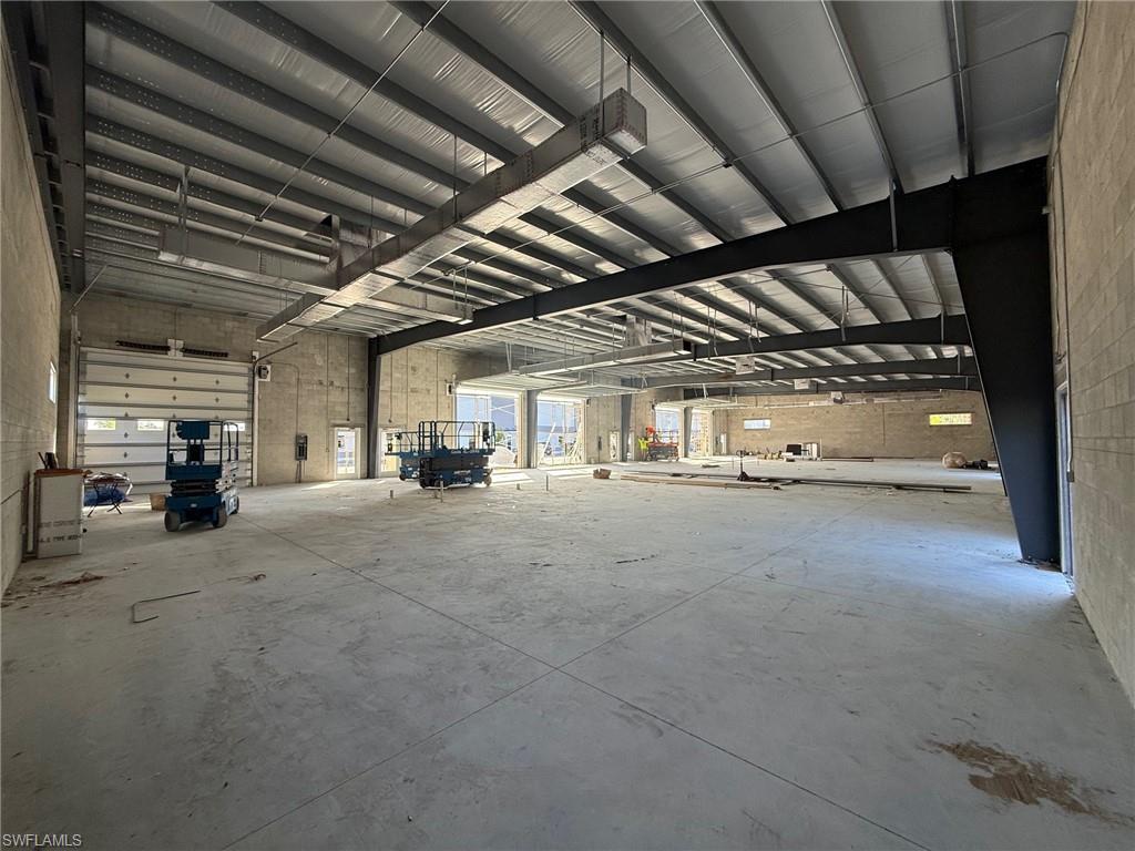16101 Lee Rd Property Photo 6