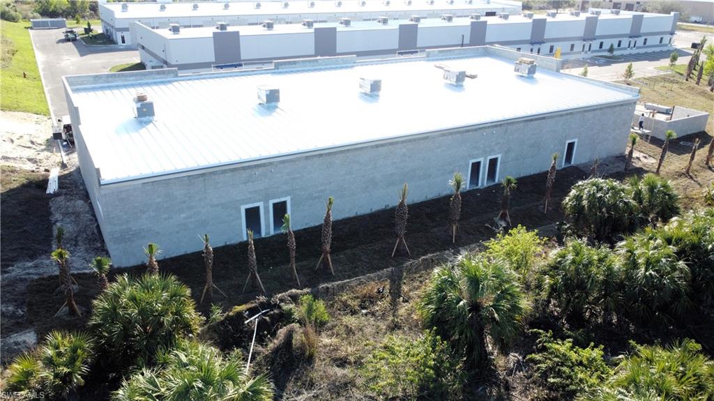 16101 Lee Rd Property Photo 8