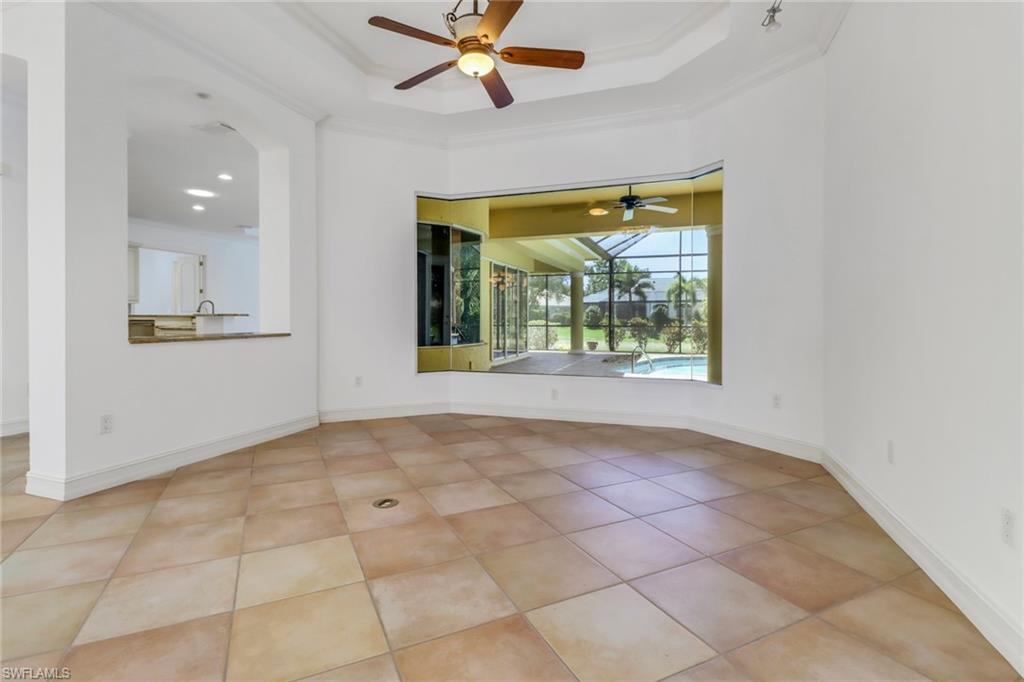 10878 Pond Ridge Dr Property Photo 8