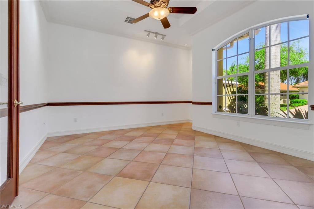 10878 Pond Ridge Dr Property Photo 11