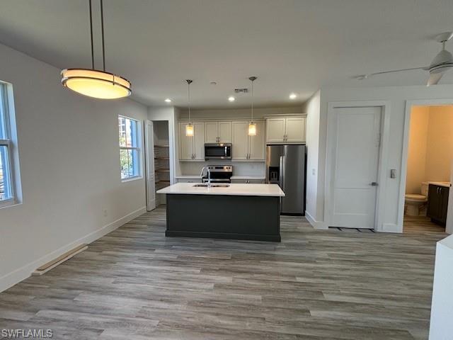 5815 Shell Cove Dr # 109 Property Photo 5