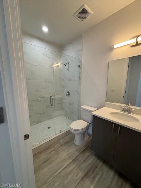 5815 Shell Cove Dr # 109 Property Photo 10