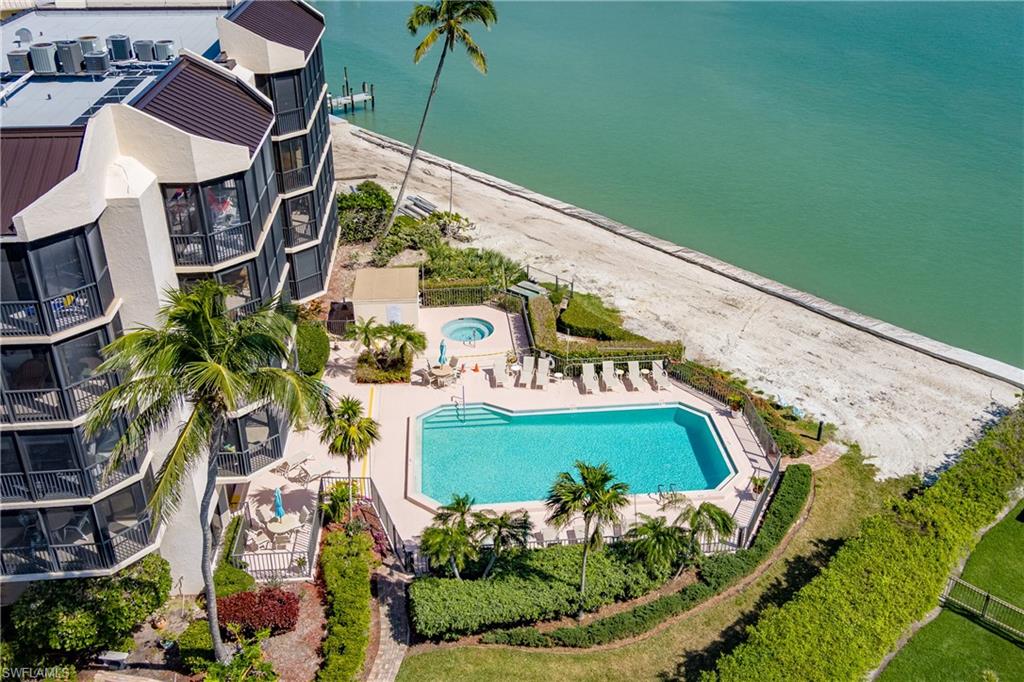 961 Collier Ct. # 107