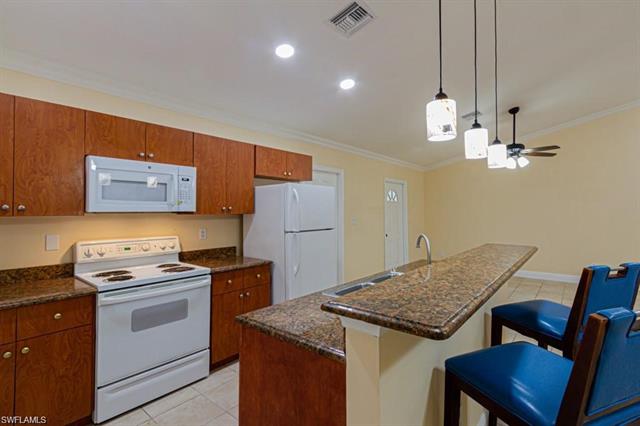 5326 Trammel St Property Photo 4