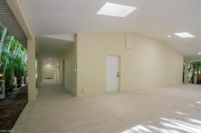 5326 Trammel St Property Photo 9