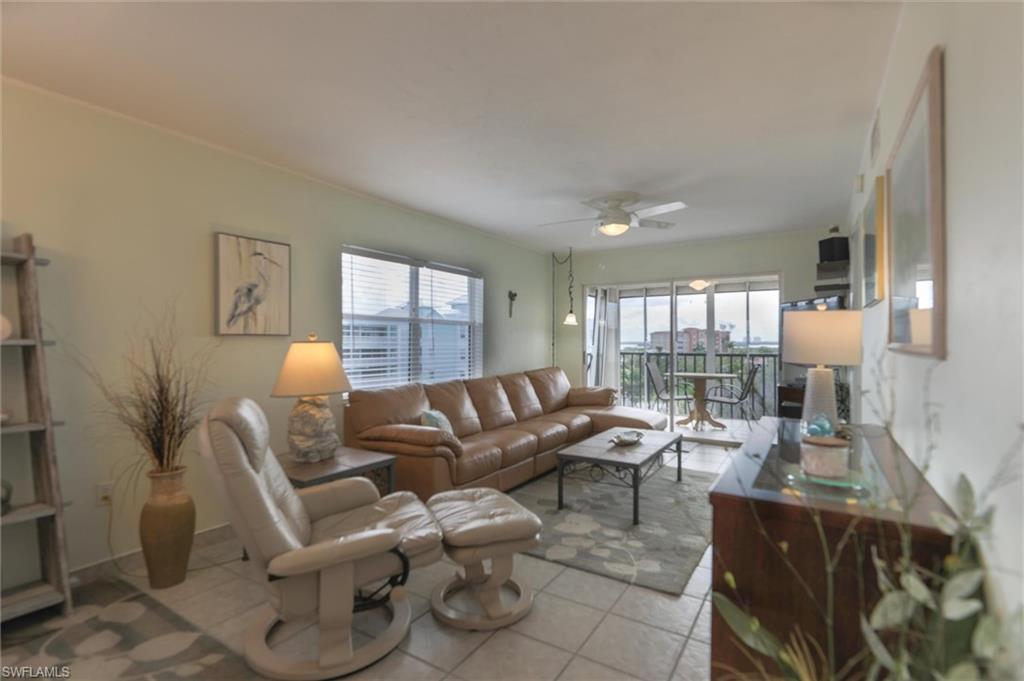 6899 Estero Blvd # 251 Property Photo 6