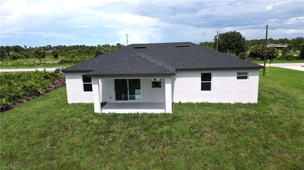 1050 Eisenhower Blvd Property Photo 4