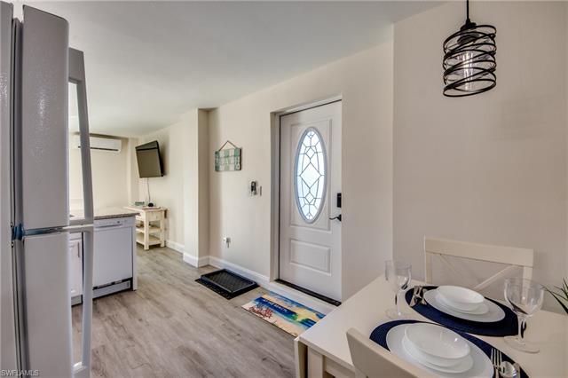 110 Bahia Via Property Photo 6