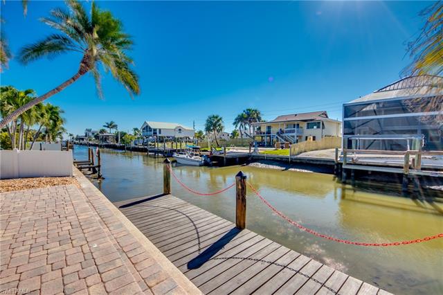 110 Bahia Via Property Photo 43