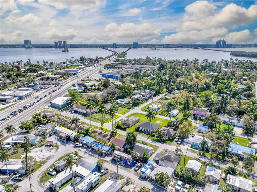 1189 N Tamiami Trl Property Photo 13