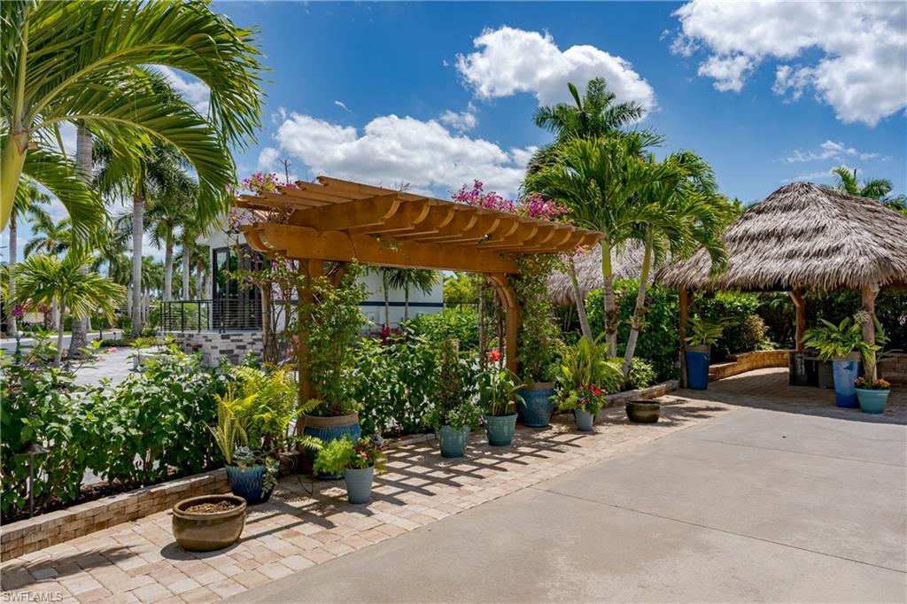 13621 Snapper Ln Property Photo 17