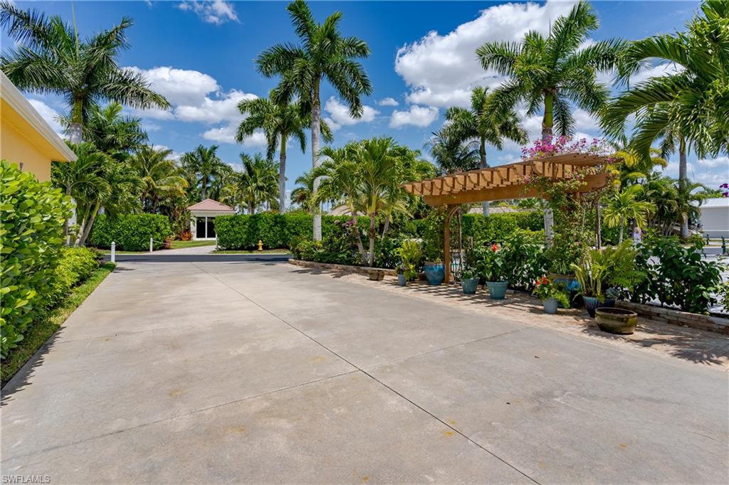 13621 Snapper Ln Property Photo 25
