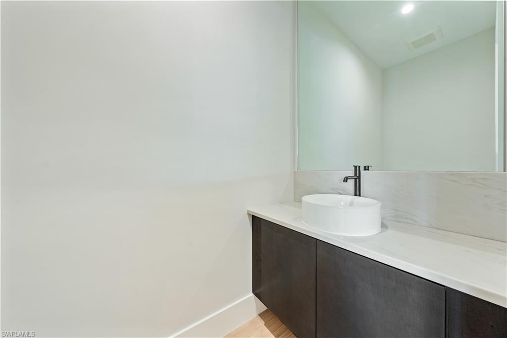 4523 Seagrove Landing Way Property Photo 12
