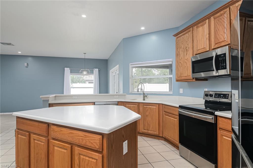 2743 Nature Pointe Loop Property Photo 10