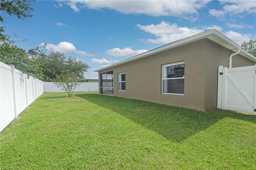 2743 Nature Pointe Loop Property Photo 36