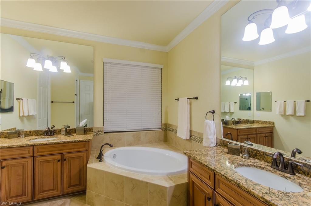 9230 Veneto Pl Property Photo 13