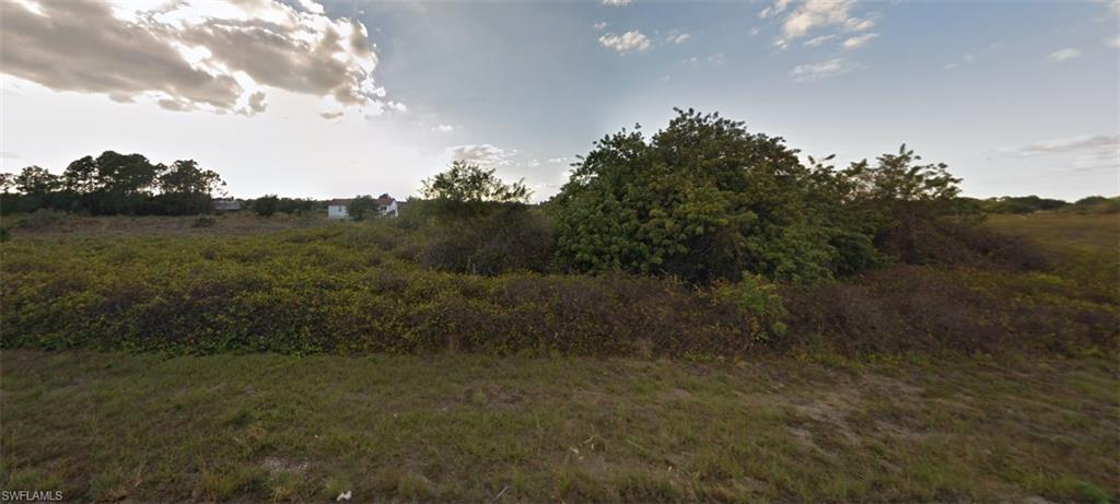 1419 Irving Ave Property Photo 1
