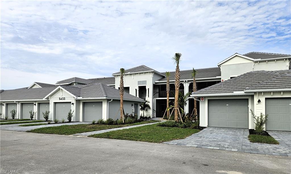 5433 Double Eagle Cir # 2915 Property Photo 23