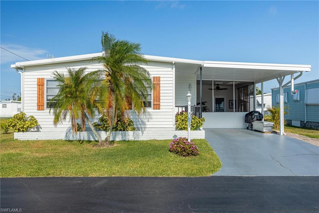 School District If Lee County Real Estate Listings Main Image