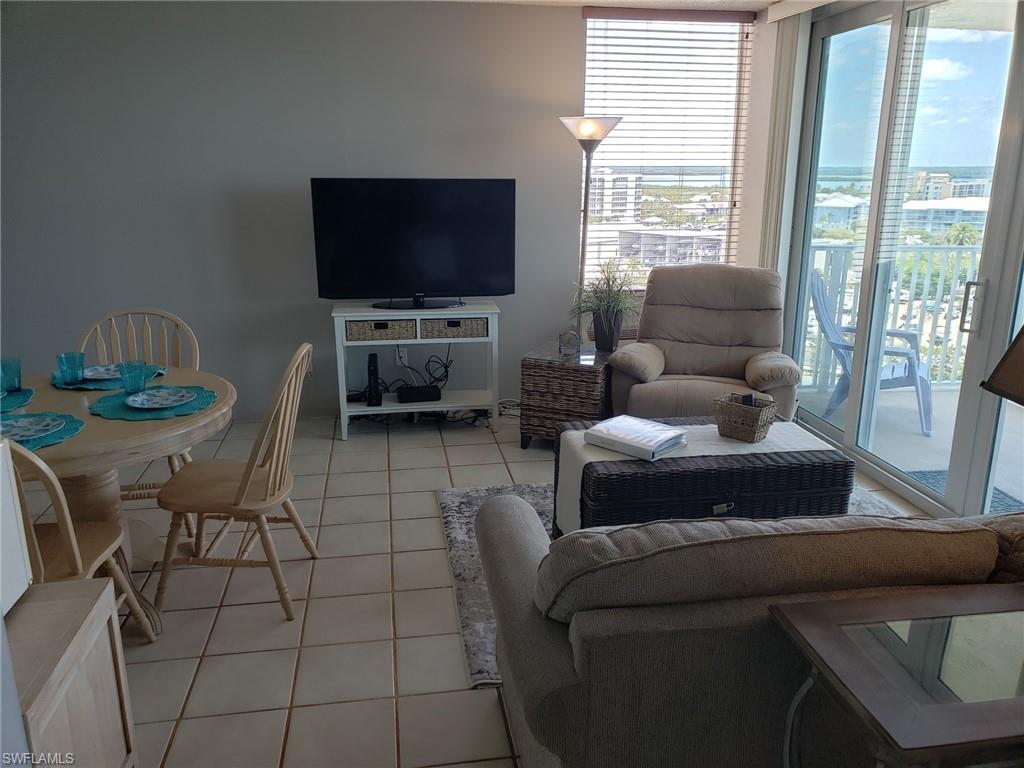 7330 Estero Blvd # 1108 Property Photo 6