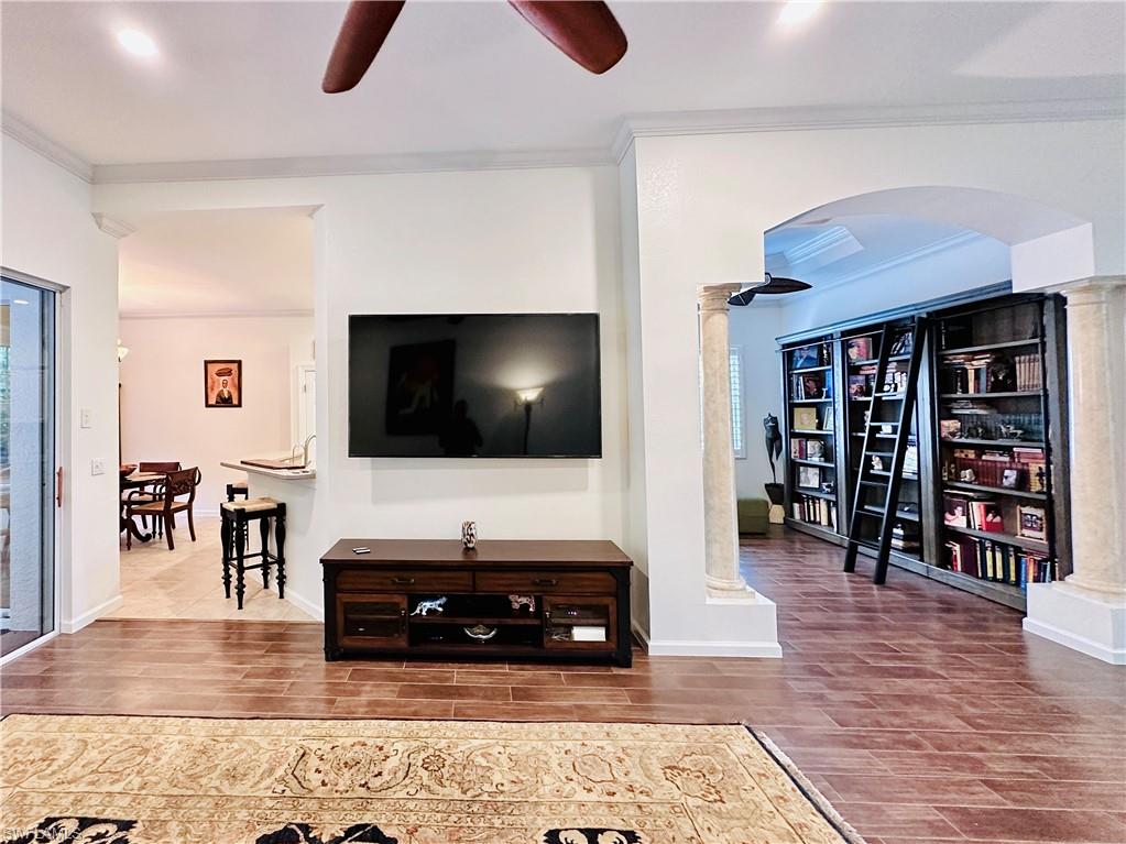 15830 Delaplata Ln Property Photo 8