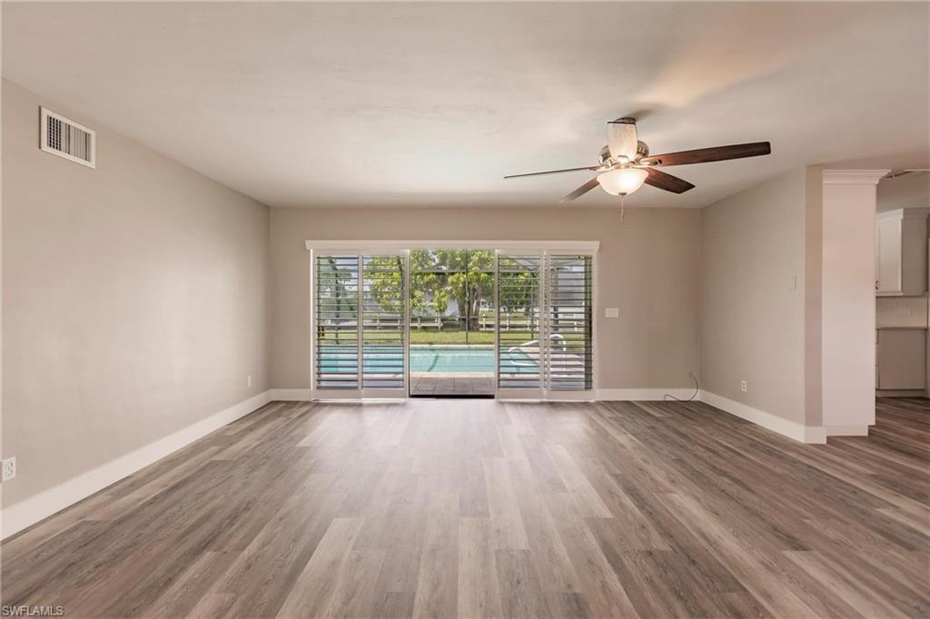 5246 Tower Dr Property Photo 10