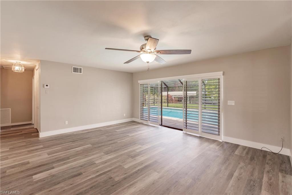 5246 Tower Dr Property Photo 11