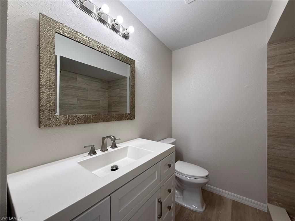 4840 Golf Club Ct # 10 Property Photo 9