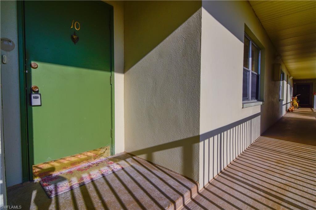 4840 Golf Club Ct # 10 Property Photo 17