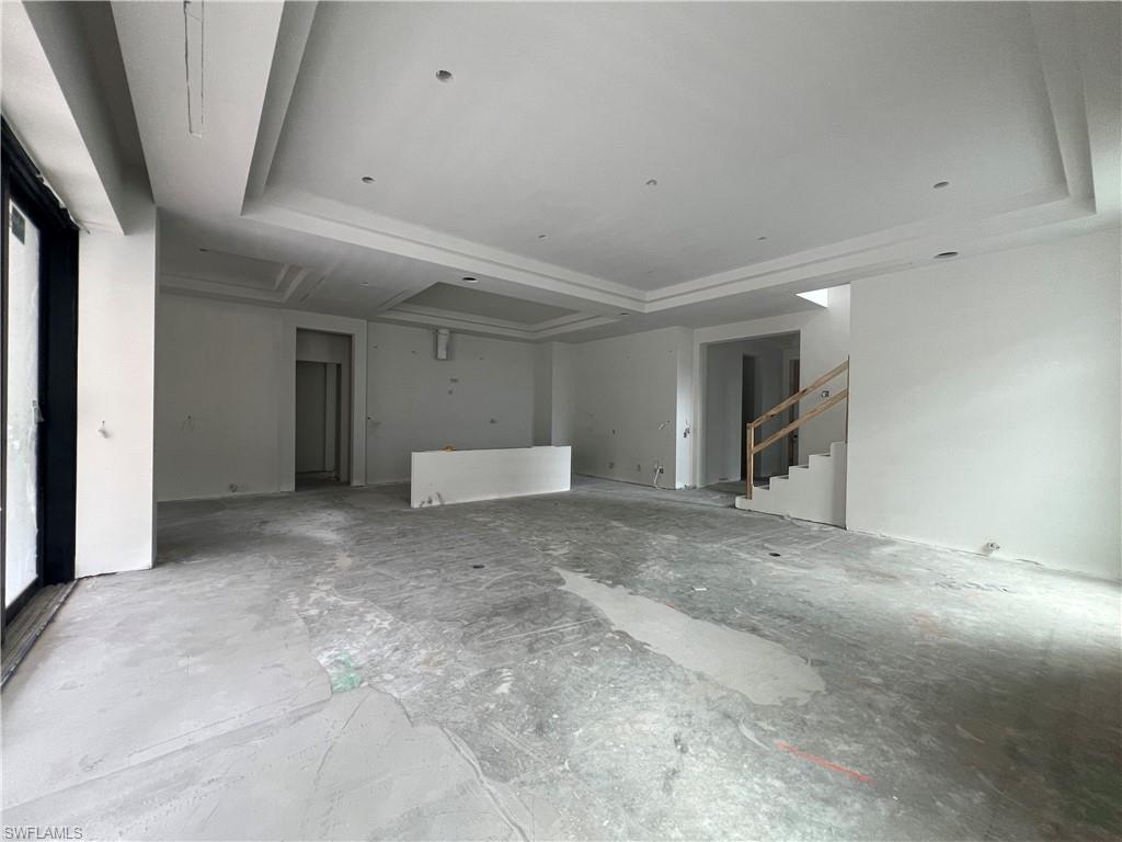 6642 Palisades Ave Property Photo 2