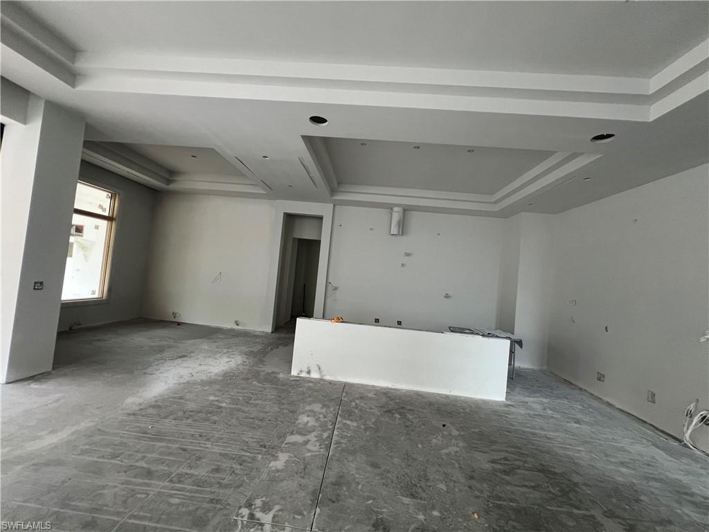 6642 Palisades Ave Property Photo 3
