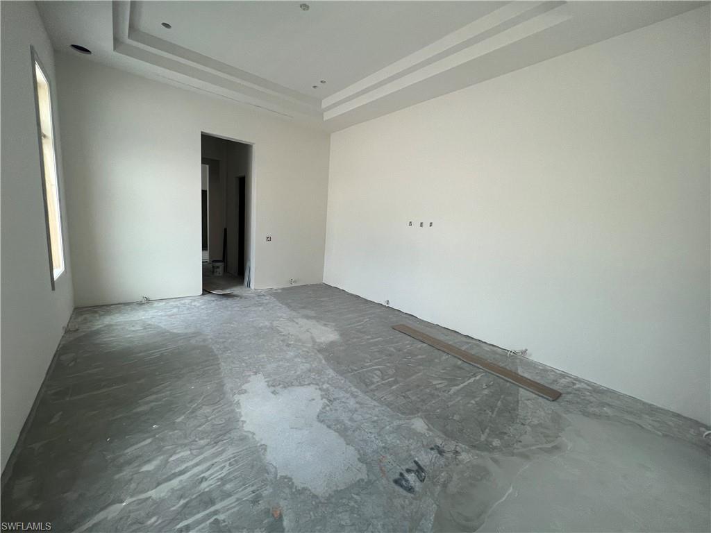 6642 Palisades Ave Property Photo 5