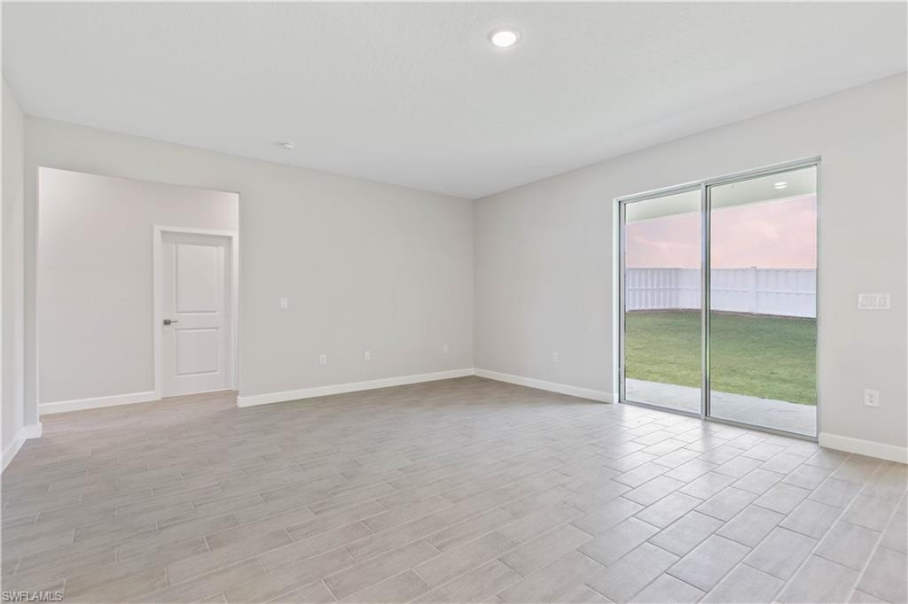 2206 Nw 17th Pl Property Photo 5